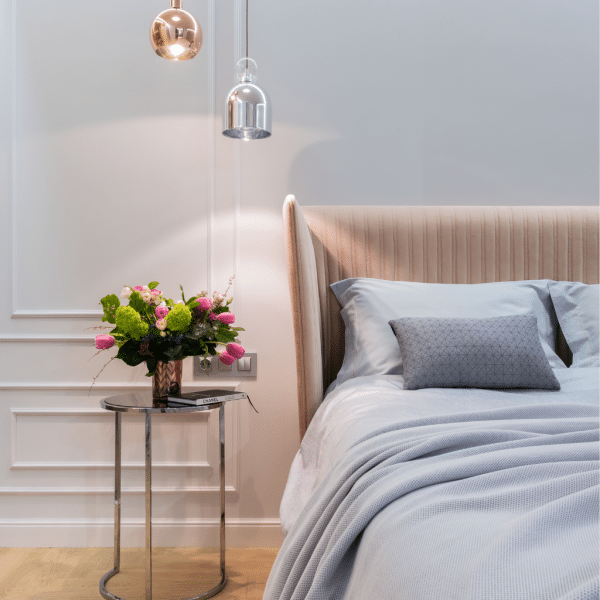 Chambre à coucher désencombrée