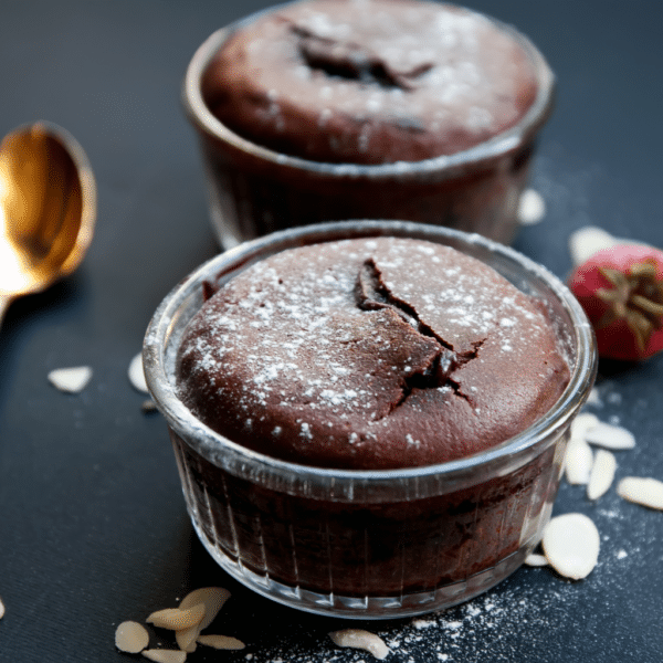 Moelleux au chocolat dans des ramequins individuels