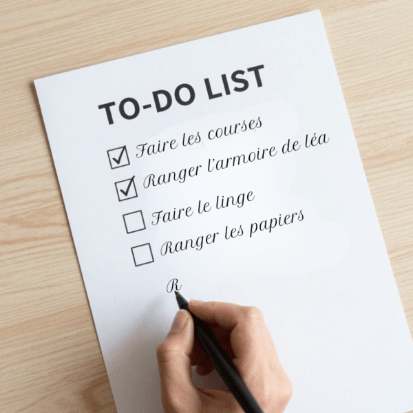 Todolist pour sortir les pensées de sa tête et alléger la charge mentale.